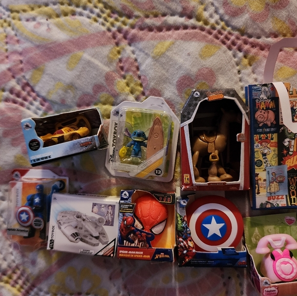 Disney mini figure bundle - Picture 4 of 4